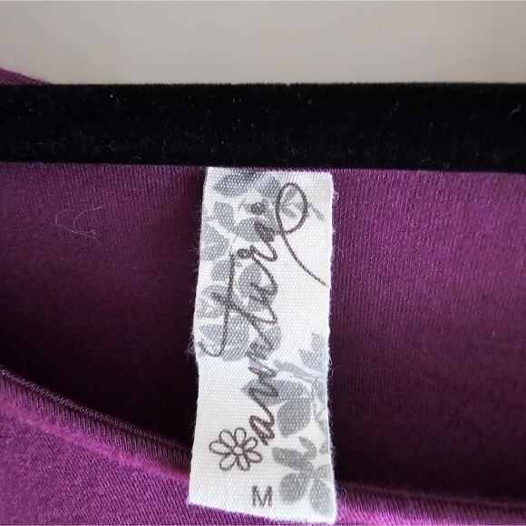 Adventura Purple Long Sleeve dress Size Medium Excellent Condition! Soft. - Picture 3 of 4